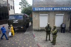 russians try to subdue ukrainian towns