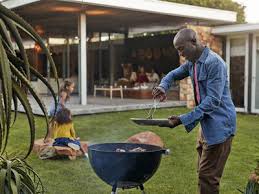Here at the strategist, we like to think of ourselves as crazy (in the good way) about the stuff we buy, but as much as we'd like to, we can't try everything. The 8 Best Small Grills Of 2020
