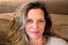 mice pfeiffer posts makeup free