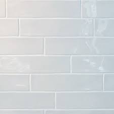 White subway tile is a classic for a reason. Pin On Backsplash Countertop