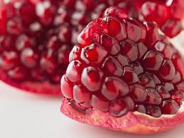 15 best pomegranate seeds benefits for