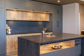 What Color Countertops Go With Maple