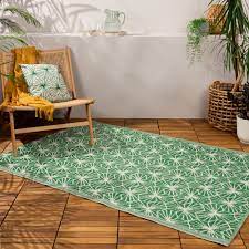 hexa green outdoor 100 recycled rug