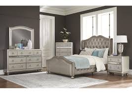 Give yourself style points with this practical and glamorous bedroom set that turns heads for all the right reasons. Metallic Platinum 4 Piece Queen Bed Set Furniture And More For Less