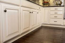 When you think about the part of your kitchen that makes the biggest impression, cabinetry might not be the first thing to come to mind. Cabinet Refinishing Los Angeles Fine Finish And Refinish