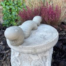 Stone Garden Worm Animated Gifts Lawn