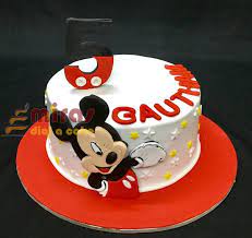 mickey mouse theme fondant cakes