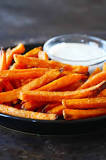 How long should you put frozen sweet potato fries in the air fryer?