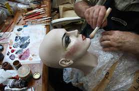 the mannequin makeup artist a creative