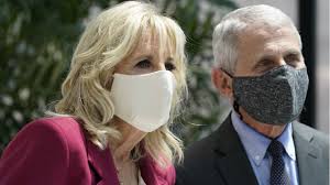 Thousands of private emails from us infectious disease chief dr anthony fauci have revealed the concern and confusion at the start of the pandemic. First Lady Calls Dr Fauci An American Hero