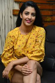 Beauty Galore HD : Daksha Nagarkar Goes Very Hot In Yellow Short Skimpy  Dress During Husharu Movie Success Party