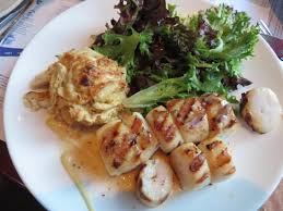 legal s crab cake grilled scallops
