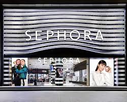 s korean beauty retailers vying to