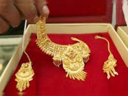 gold dubai imposes 5 import duty on
