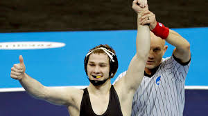 Sports iowa's spencer lee the iowa wrestler brought home his third ncaa wrestling championship at 125 pounds on. Hawkeye Wrestler Spencer Lee Wins Share Of Sullivan Award