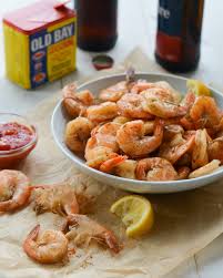 boiled shrimp with tail sauce