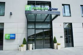 Both business travelers and tourists can enjoy the hotel's facilities and services. Holiday Inn Express Dresden City Centre Dresden Germany Jobs Hospitality Online