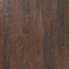 pergo lpe09 lf026 clics 5 1 4 inch wide embossed laminate flooring sed hickory brown