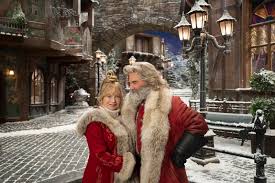 There's a new jolly face of christmas on the way, and his name is kurt russell. Kurt Russell And Goldie Hawn Don Santa Suits For Netflix Movie New York Daily News
