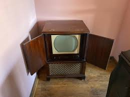 antique rca victor tv cabinet 1945