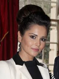 The girls aloud singer was spotted sporting a shorter blonde bob outside the american embassy earlier today, according to daily on possible pictures of the new hairstyle, roche added: No 7 Cheryl Cole Top 10 Pop Hair Raisers Capital