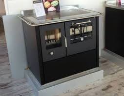 La domosky s30 es una cocina calefactora de leña que puede funcionar conectada o no a un circuito de radiadores. Mil Anuncios Com Cocina Lena Calefactora Segunda Mano Y Anuncios Clasificados
