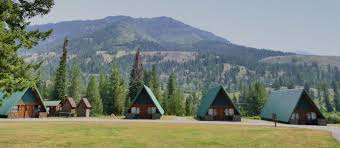 east yellowstone lodging directory