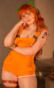 Nami cosplay by me (Neyrodesu) : r/OnePiece