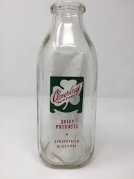 Vintage Cloverleaf Milk Bottle Farm