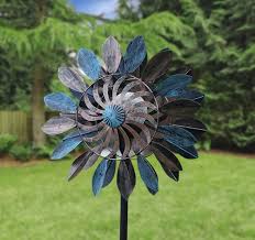 Wind Spinner Leaf Sculpture