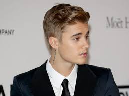 View yourself with justin bieber hairstyles. Justin Bieber S Beauty And Hairstyle Evolution