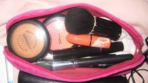 what s in my bag makeup by kim porter