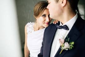 For those who prefer to get married at young. What S The Ideal Age For Getting Married Psychology Today