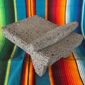 El Metlapil Mano de Piedra Volcánica