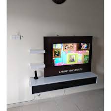 Tips pemilihan warna hiasan dalaman rumah. Kabinet Tv Gantung Floating Tv Cabinet Home Furniture Furniture On Carousell