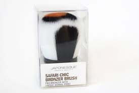 oneseque safari chic bronzer brush