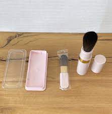 mary kay 2 pink brushes 1 retractable
