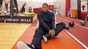 how-much-can-derrick-rose-squat