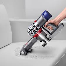 dyson v8 review is the y