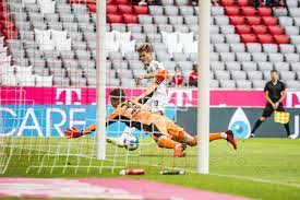 Embora seja uma agremiação com várias modalidades o bayern de munique é o maior detentor de títulos do campeonato alemão de futebol, a bundesliga. 59tge15c9o4szm