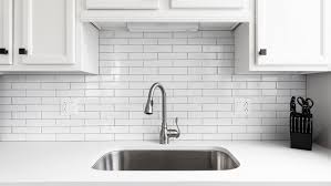 how to take subway backsplash tiling