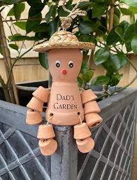 50 Gardening Gifts For Gardeners