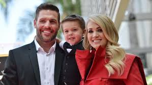 While wentz has since turned pro and become philadelphia's prized franchise quarterback, uhrich continues to support him as she did during their college years. Philadelphia Qb Carson Wentz His Wife And Their Dogs Are Expecting