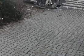 Kobieta pomyliła w swoim samochodzie gaz z hamulcem. Wypadek W Katowicach Na Rolnej Zderzyly Sie Dwa Samochody Ranne Zostalo Dziecko Slaskie Eska Pl