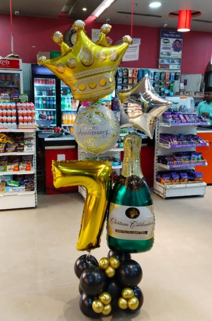 Rose Gold Anniversary Decoration Set – Balloons & Banner product image