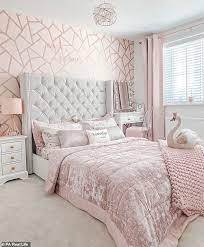 pink bedroom walls