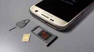 Phone wouldn't work and i couldn't get the card out again. Inserting Sim And Microsd Card In Your Galaxy S7 Or Galaxy S7 Edge