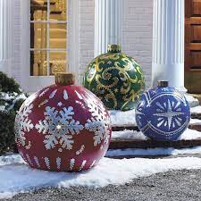 Outdoor Lighted Ornaments