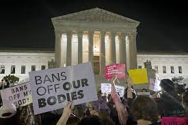 US Supreme Court 'votes to overturn Roe ...