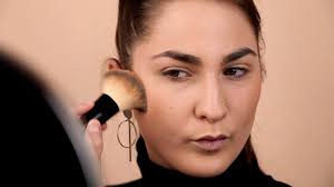 4 ways to use a makeup kit wikihow life